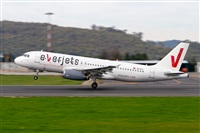 �Aar�n25. Click to see full size photo