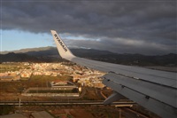 Rubn Gil - Noisy Spotters. Click to see full size photo