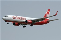 Adolfmalet-Spotters Barcelona-El Prat. Click to see full size photo