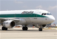 Adolfmalet-Spotters Barcelona-El Prat. Click to see full size photo