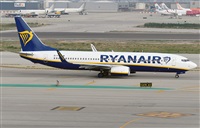 Adolfmalet-Spotters Barcelona-El Prat. Click to see full size photo