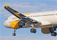 Adolfmalet-Spotters Barcelona-El Prat. Click to see full size photo