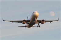 Jordi Rull Dalmau.Spotters BCN-El Prat. Click to see full size photo