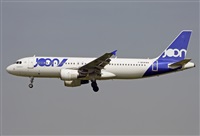 Jordi Rull Dalmau.Spotters BCN-El Prat. Click to see full size photo