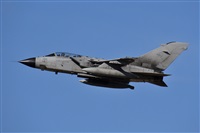 Anonymous aviation photographer-AIRE.ORG. Click to see full size photo