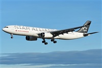 �Sergio Gonz�lez. Click to see full size photo