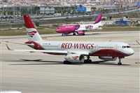 Adolfmalet-Spotters Barcelona-El Prat. Click to see full size photo