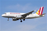 Jordi Rull Dalmau.Spotters BCN-El Prat. Click to see full size photo