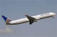 Jordi Rull Dalmau.Spotters BCN-El Prat. Click to see full size photo