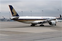 �C�sar Prieto. Click to see full size photo