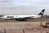 �Manuel Fernandez. Click to see full size photo