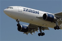 Adolfmalet-Spotters Barcelona-El Prat. Click to see full size photo
