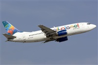 Adolfmalet-Spotters Barcelona-El Prat. Click to see full size photo