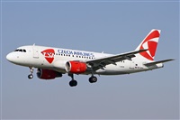 Jordi Rull Dalmau.Spotters BCN-El Prat. Click to see full size photo