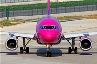 Pere  Escala - Spotters Barcelona-El Prat. Click to see full size photo