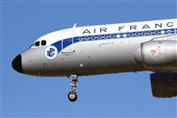 Adolfmalet-Spotters Barcelona-El Prat. Click to see full size photo