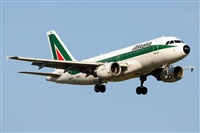 Joana Lopez - Spotter Barcelona - El Prat. Click to see full size photo