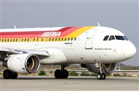 Pere  Escala - Spotters Barcelona-El Prat. Click to see full size photo