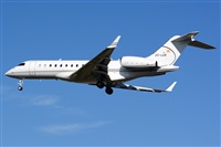 Adolfmalet-Spotters Barcelona-El Prat. Click to see full size photo