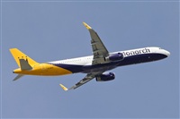 Jordi Rull Dalmau.Spotters BCN-El Prat. Click to see full size photo