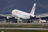 Marc Burgueros - Aerobarcelona. Click to see full size photo
