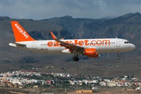 Adolfo Bento - Gran Canaria Spotters. Click to see full size photo