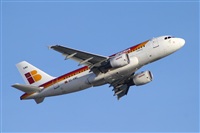 Jordi Rull Dalmau.Spotters BCN-El Prat. Click to see full size photo