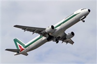 Jordi Rull Dalmau.Spotters BCN-El Prat. Click to see full size photo
