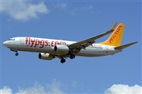 Adolfmalet-Spotters Barcelona-El Prat. Click to see full size photo