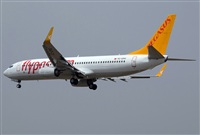 Adolfmalet-Spotters Barcelona-El Prat. Click to see full size photo