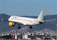 �Javier Gonz�lez. Click to see full size photo