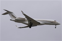 Jos Miguel Bernases - Noisy Spotters. Click to see full size photo