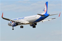 Adolfmalet-Spotters Barcelona-El Prat. Click to see full size photo
