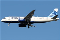 Gabriele Fontana - Tuscan Aviation. Click to see full size photo
