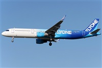 �Jorge Medina - Spotters Barcelona El Prat. Click to see full size photo