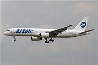 Jordi Rull Dalmau.Spotters BCN-El Prat. Click to see full size photo