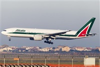 Rubn Gil - Noisy Spotters. Click to see full size photo