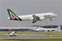 Gabriele Fontana - Tuscan Aviation. Click to see full size photo