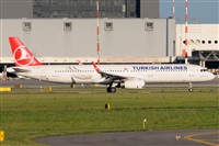 Gabriele Fontana - Tuscan Aviation. Click to see full size photo