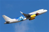Cele - Spotters BCN. Click to see full size photo