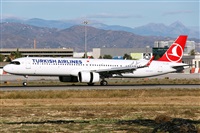 �Manuel Fernandez. Click to see full size photo