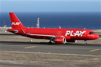 �Alfonso Sol�s - Asociaci�n Canary Islands Spotting. Click to see full size photo
