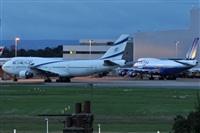 Rubn Gil - Noisy Spotters. Click to see full size photo