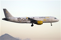 Yolanda Blay - Spotters Barcelona - El Prat. Click to see full size photo