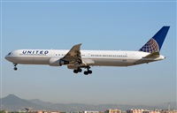 Adolfmalet-Spotters Barcelona-El Prat. Click to see full size photo