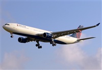 Adolfmalet-Spotters Barcelona-El Prat. Click to see full size photo
