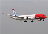Adolfmalet-Spotters Barcelona-El Prat. Click to see full size photo