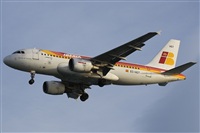 Alonso R Candelera AIRE.org.Spotters Bcn / El Prat. Click to see full size photo