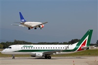 Rodrigo Carvalho - Noisy Spotters. Click to see full size photo