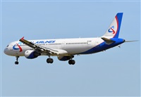 Adolfmalet-Spotters Barcelona-El Prat. Click to see full size photo
